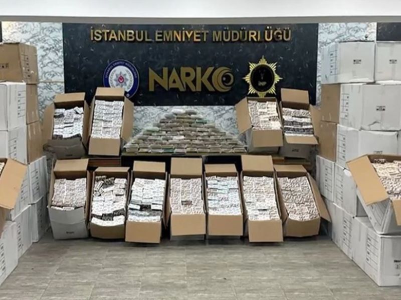 İstanbul’da Zehir Tacirlerine Yönelik “NARKOKAPAN-2” Operasyonu Düzenlendi.